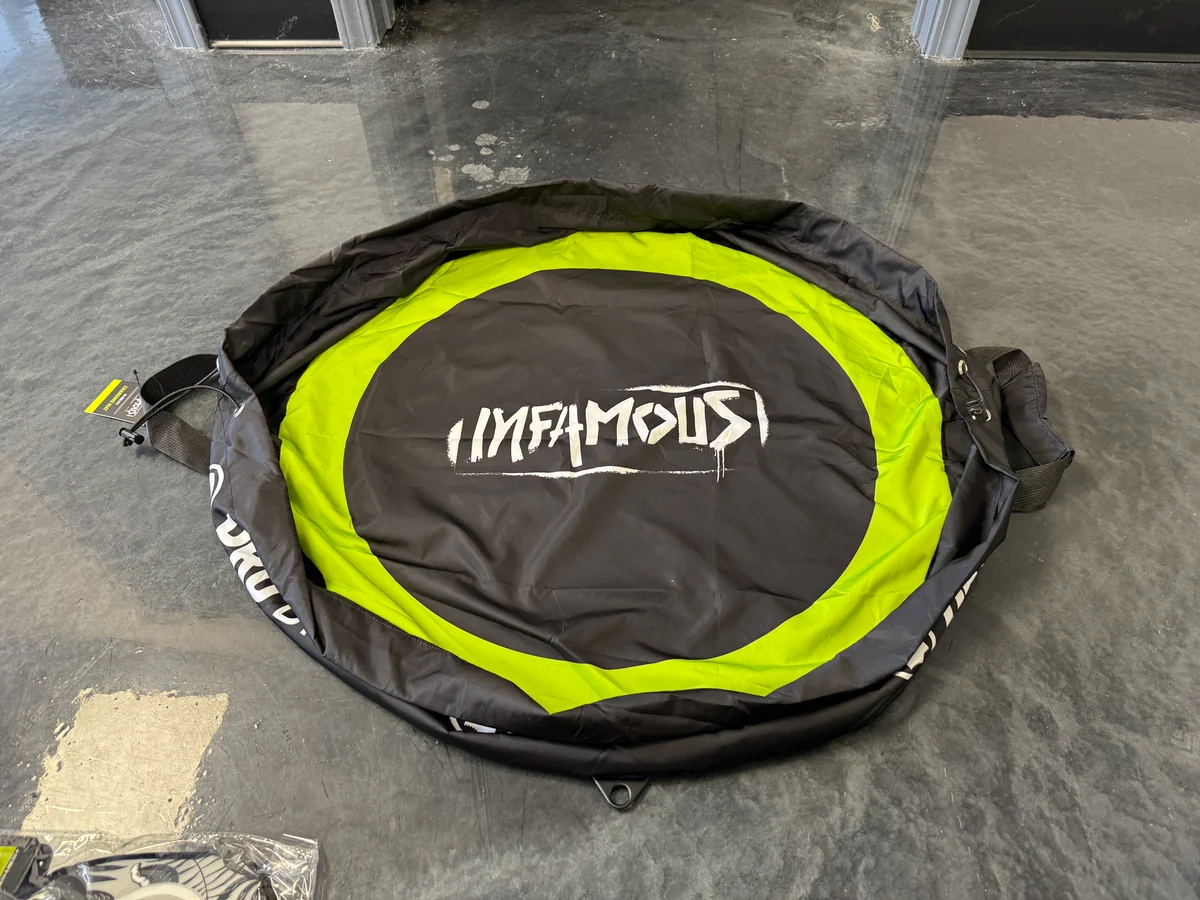 PRO DNA™ Containment Changing Mat Bag - Image 3