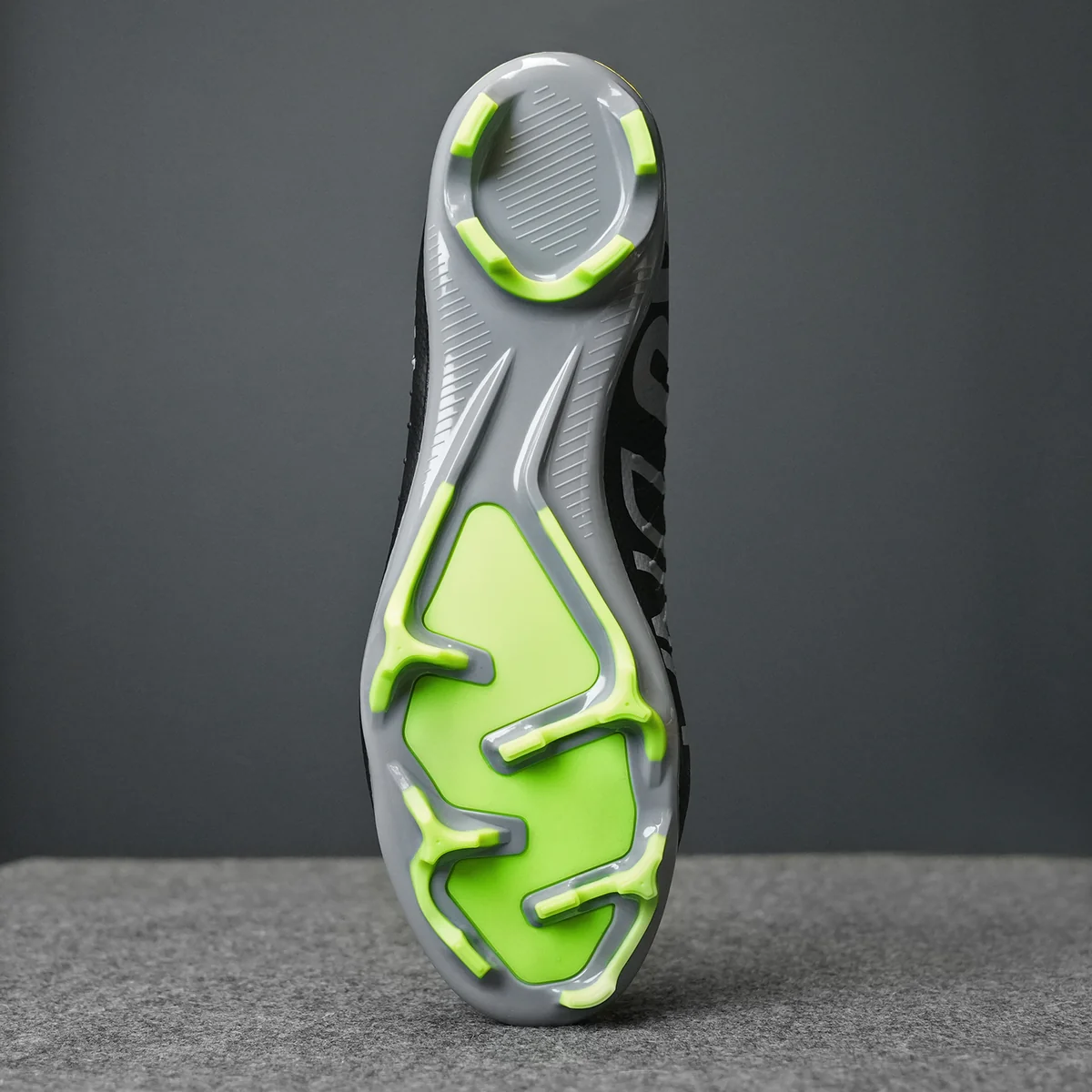 PRO DNA™ TOURNAMENT PRO CLEATS - Image 2