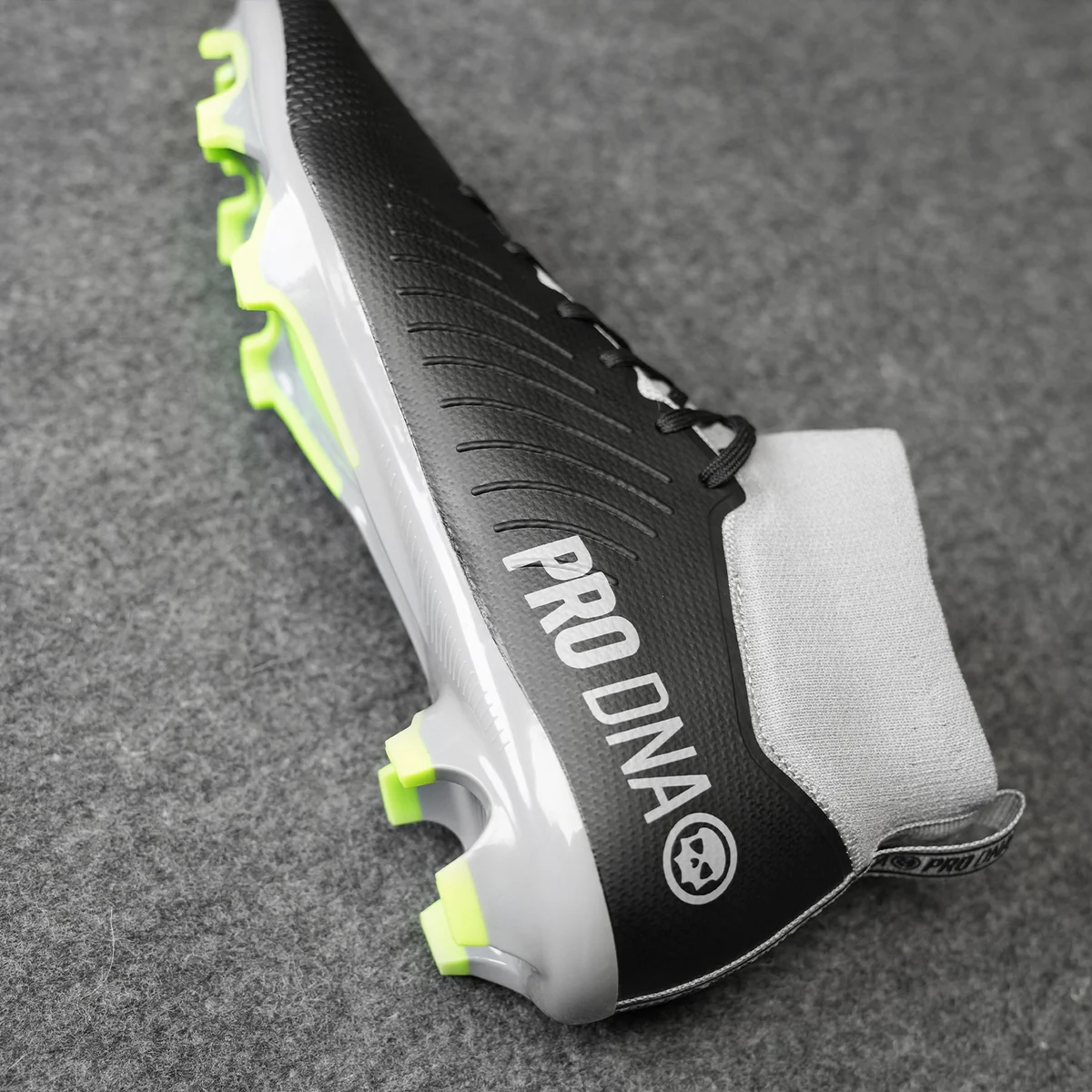 PRO DNA™ TOURNAMENT PRO CLEATS - Image 4