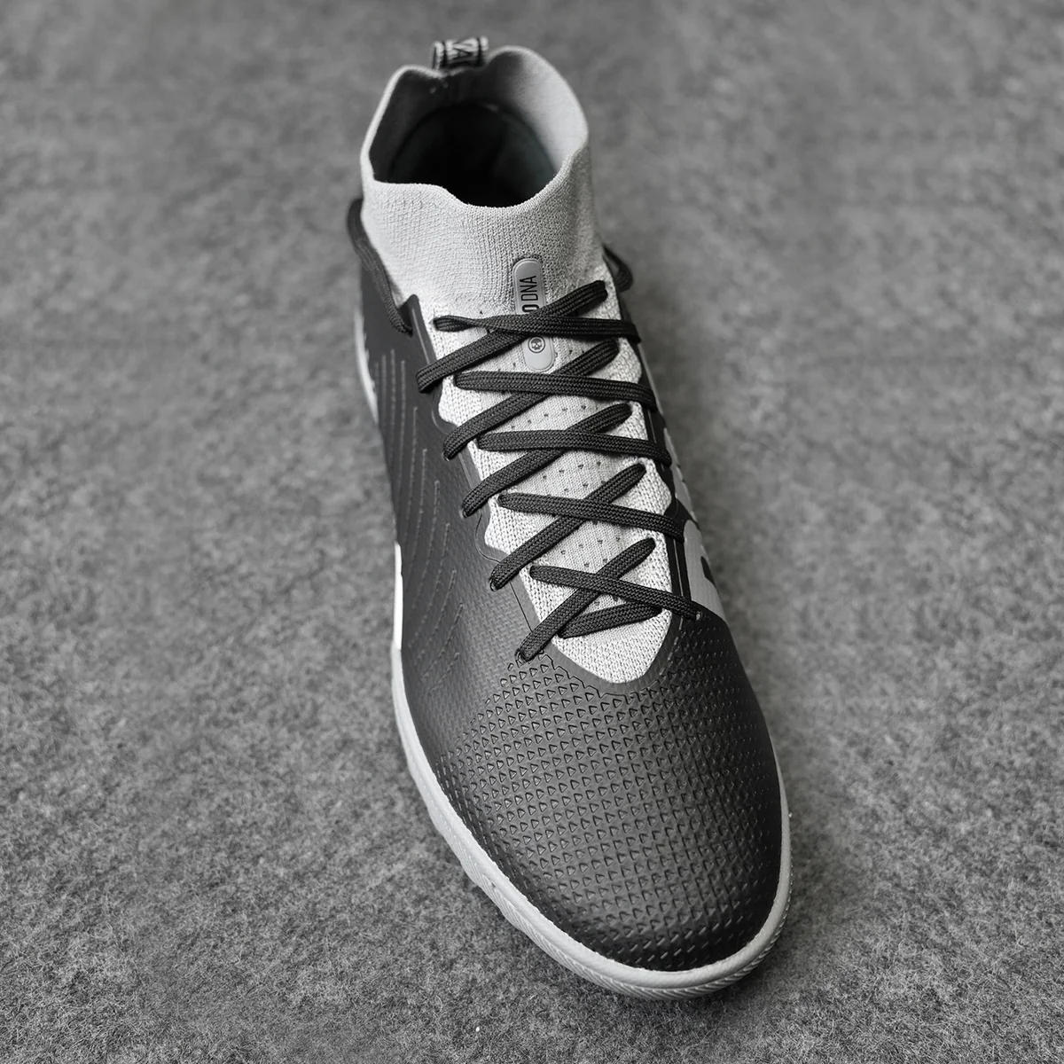 PRO DNA™ TRAINING DIVISION TURF CLEATS - Image 4