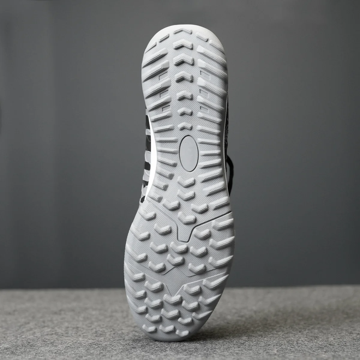 PRO DNA™ TRAINING DIVISION TURF CLEATS - Image 5