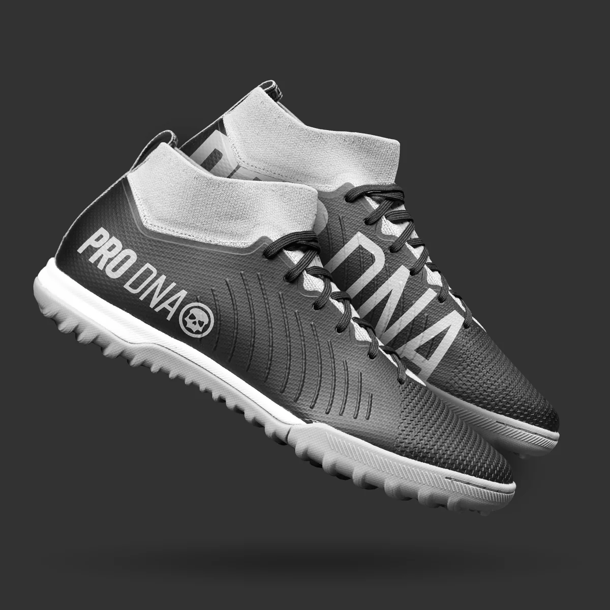 PRO DNA™ TRAINING DIVISION TURF CLEATS