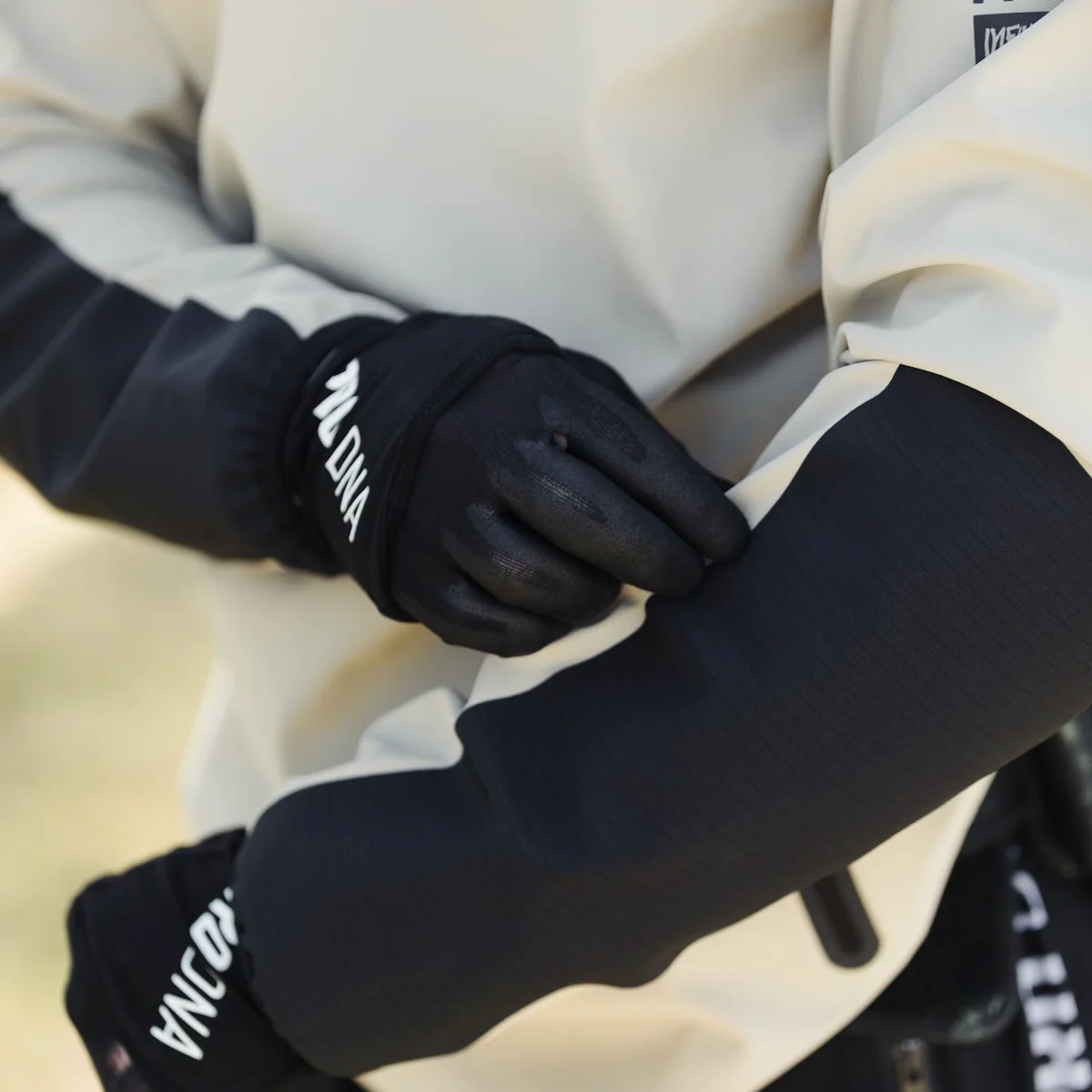 PRO DNA™ SPEC-1 SOFT SHELL PLAYING HOODIE - DUNE - Image 4
